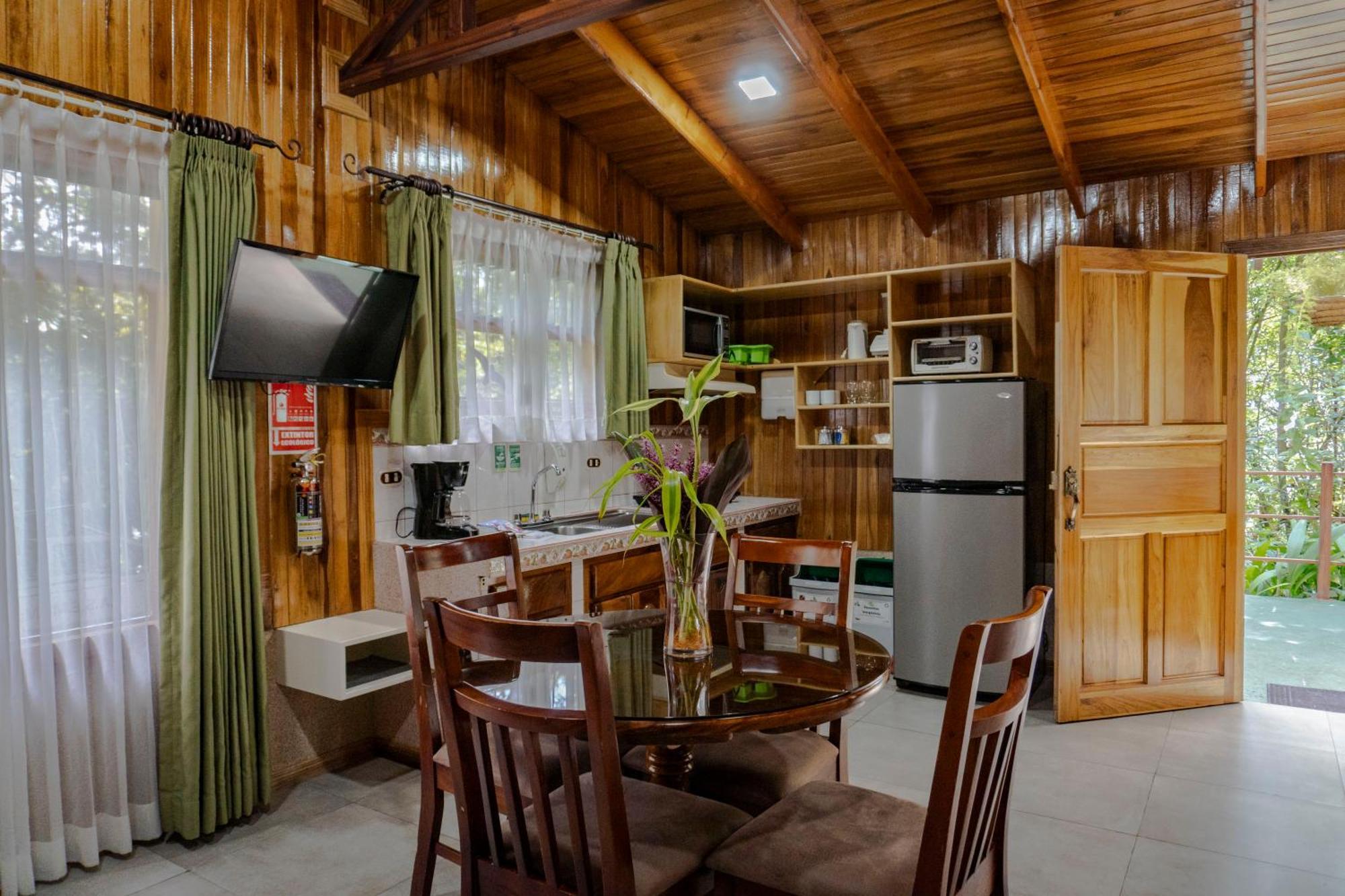 Los Pinos Cabins & Reserve Monteverde Cameră foto