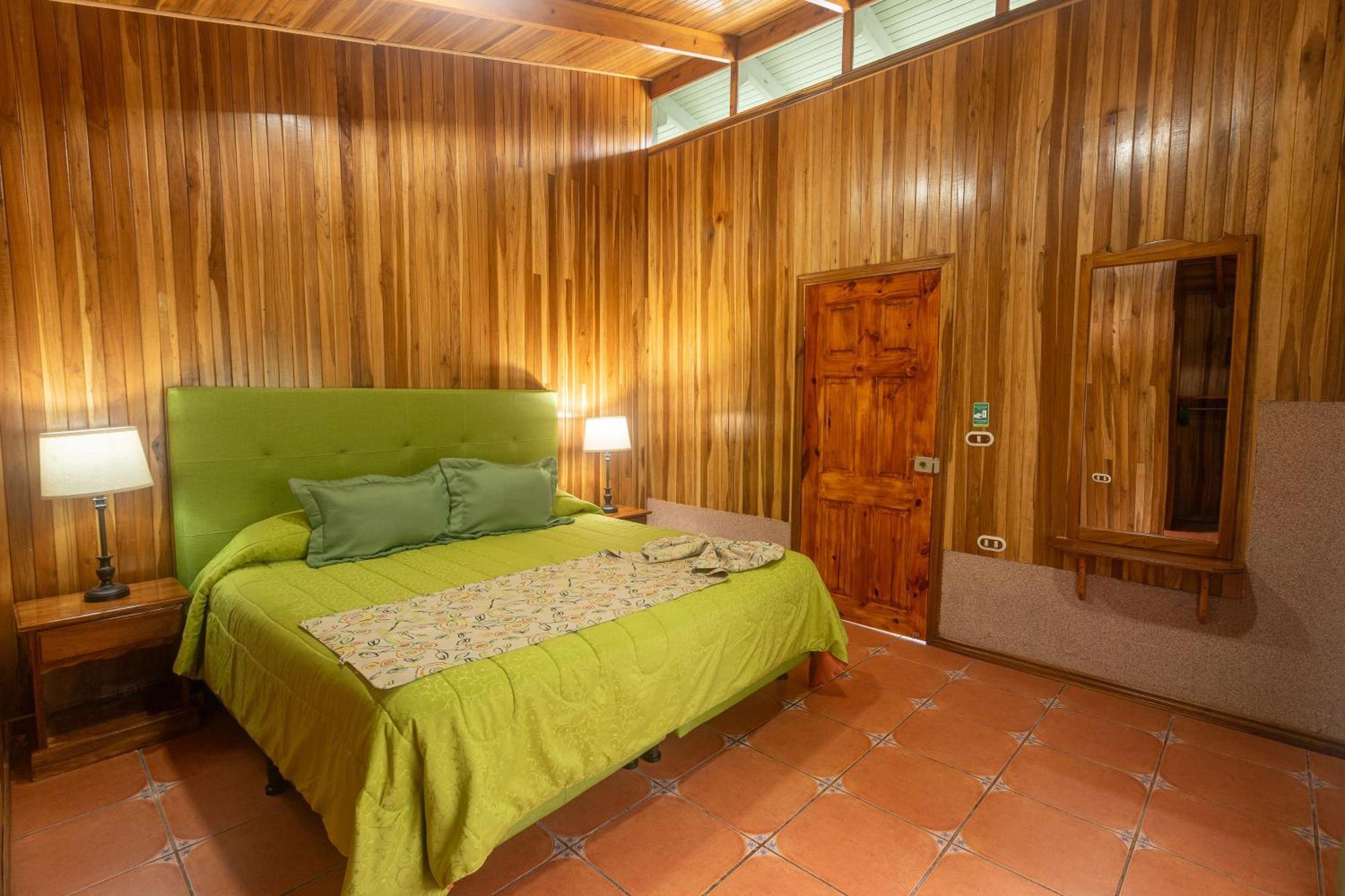 Los Pinos Cabins & Reserve Monteverde Exterior foto